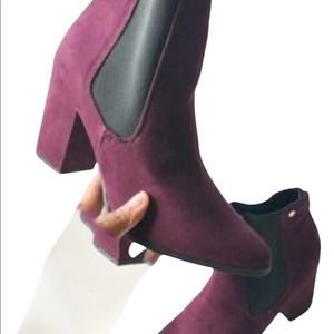 VERO CUOIO Suede Ankle Heel Boots Purple